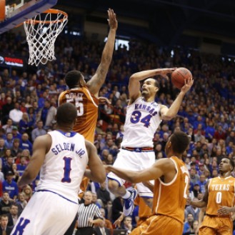 Perry Ellis drives to hoop for a layup in Kansas' 69-64 win over Texas